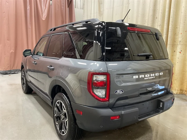 2026 FORD Bronco Sport Outer Banks in Cars & Trucks in Calgary - Image 3