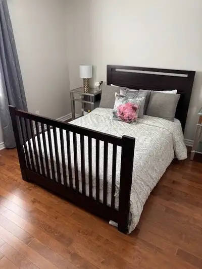 Bed double with mattress - Lit double avec matelas, View more
