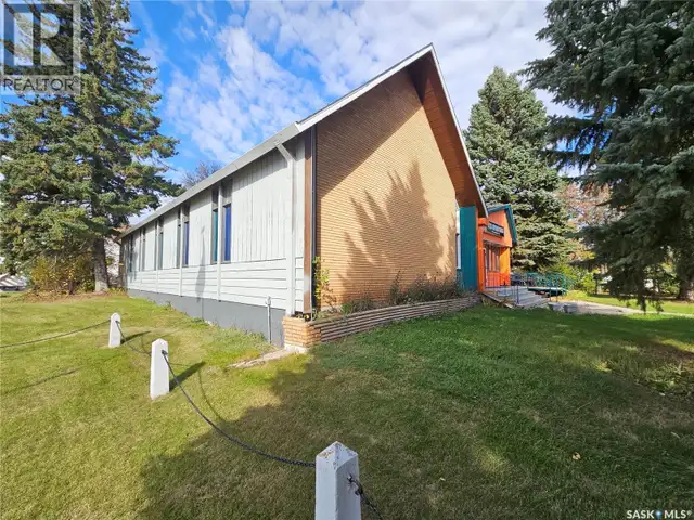19 Broadway STREET Redvers, Saskatchewan in Commercial & Office Space for Sale in Regina - Image 7