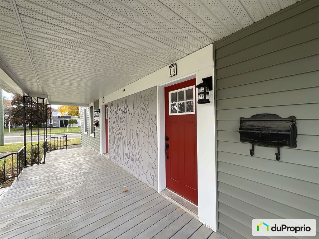 $599,750 - Duplex for sale in Sorel-Tracy — photo 3