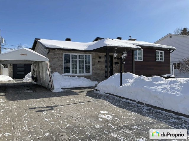 $749,000 - Bungalow for sale in Ste-Therese — photo 1