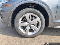 Feel at ease with this reliable 2018 Audi Q5. SIDEGUARD Curtain 1st And 2nd Row Airbags, Side Impact... (image 9)