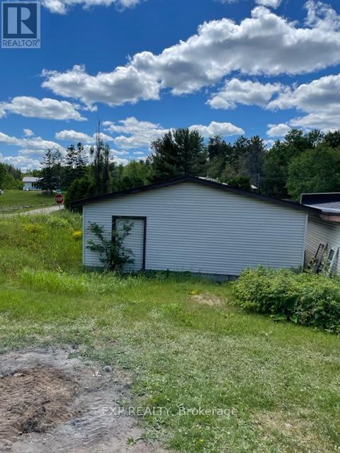 7595 HWY 17 Sudbury Remote Area, Ontario in Houses for Sale in Timmins - Image 3