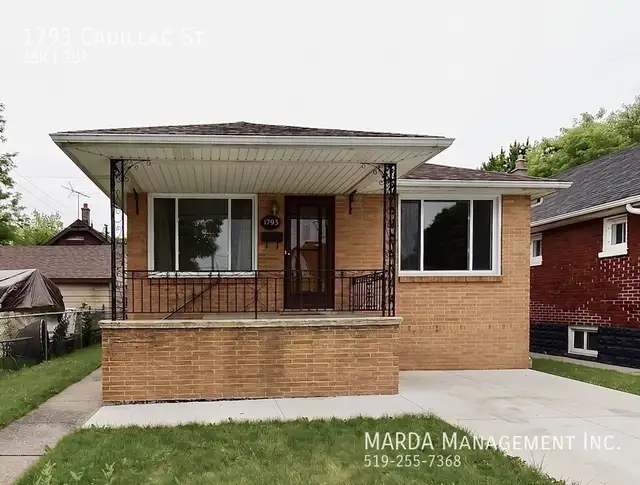 SPACIOUS 3 BED/2 BATH HOME- FINISHED BASEMENT-EAST WINDSOR + UTI in Long Term Rentals in Windsor Region - Image 2