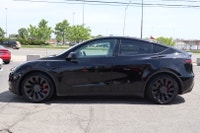 ACCIDENT FREE Dual Motor AWD Elevate Your Drive With This 2022 Tesla Model Y Performance AWD. This E... (image 3)