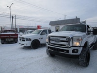 2016 Ford F-350 Découvrez votre prochain partenaire d'aventure! Ce superbe Ford F-350 noir de 2016 n... (image 1)