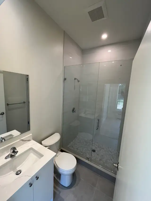 1 Bedroom Suites from $1795 $500 move in bonus! in Long Term Rentals in City of Toronto - Image 9
