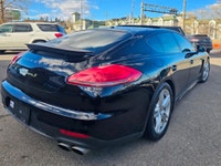 2014 Porsche Panamera S E-Hybrid Experience luxury, performance, and efficiency all in one stunning... (image 3)