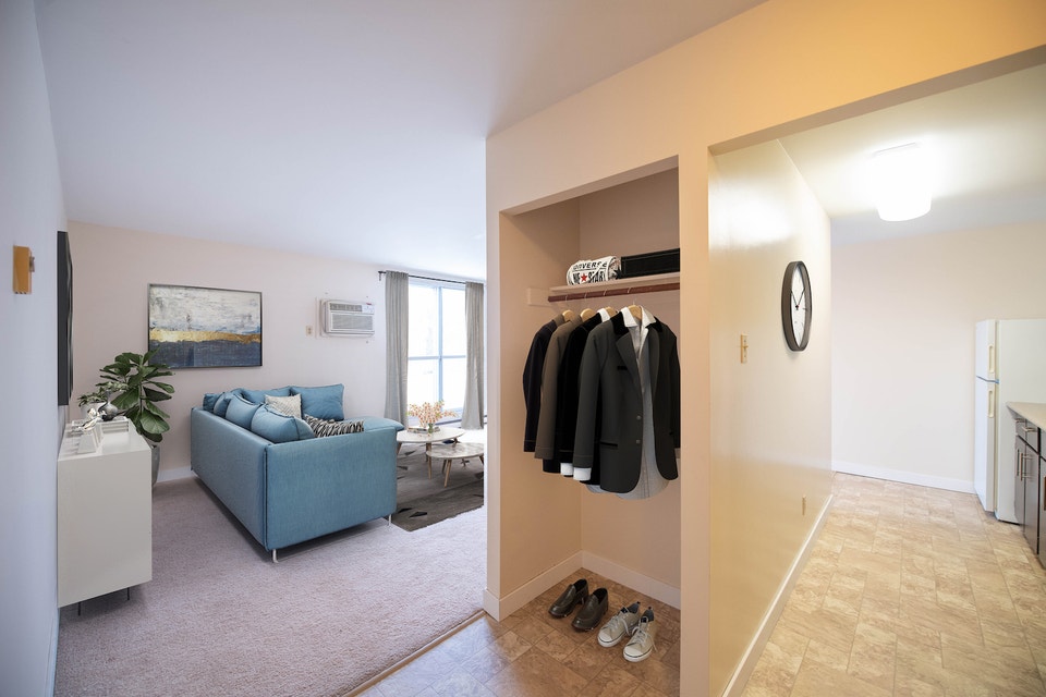 Two-Bedroom Suite Available Near University of Manitoba 2