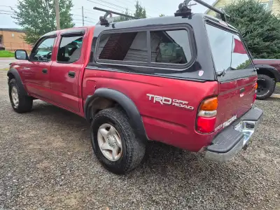 SERIES 1 super tough great 4 by 4 work off road truck, new frame , rad and condenser. 6 cylinder -po...