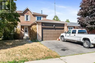 This Great 2-storey family home Features 3 Bedrooms, 3 Bathrooms, Good size garage, Main floor famil...