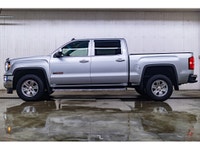 **ACCIDENT FREE - MECHANICALLY CERTIFIED** 106,279 KM This 2018 GMC Sierra 1500 4x4 Crew Cab SLE Kod... (image 2)