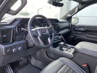 CLEAN CARFAX ONE OWNER, Heated and Cooled Front Seats, 360 Camera, SUNROOF, Massaging Front Seats, S... (image 8)