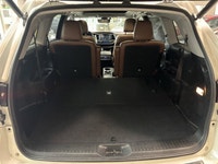 Tires - Rear Performance,Chrome Wheels,4-Wheel Disc Brakes,Temporary Spare Tire,Brake Assist,Tires -... (image 9)