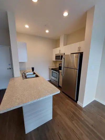 Large TOP FLOOR Bachelor with gym access! Modern apartments located close to downtown Langford & Wes...