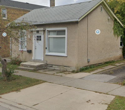 Office & Residential Spaces for Rent - 92 Lake Street, St. Catharines! Versatile 250 sq. ft. office...