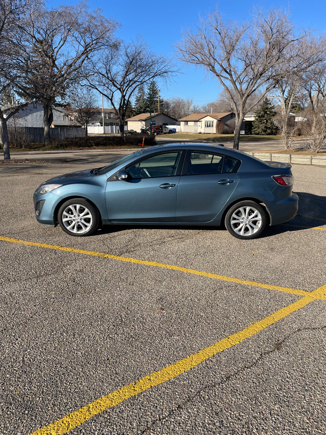 Low mileage sporty Mazda 3 GT in Cars & Trucks in Regina - Image 4
