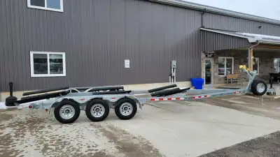 CUSTOM BUILT CROWN BOAT TRAILERS Trailerworld manufactures custom boat trailers specific to your nee...