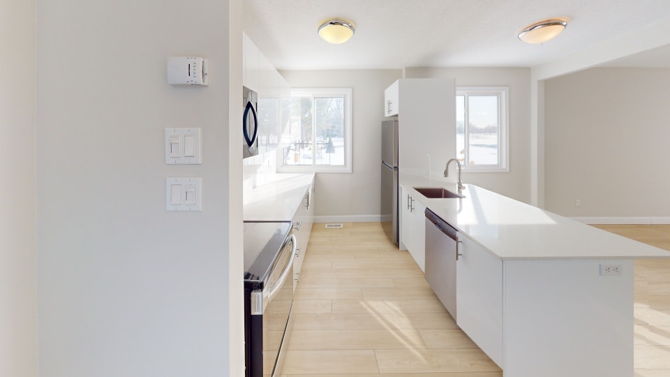 Apartment for Rent at Britannia Beach, Ottawa West 3