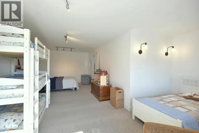 605 WOODLAND AVENUE Gibsons, British Columbia in Condos for Sale in Sunshine Coast - Image 27