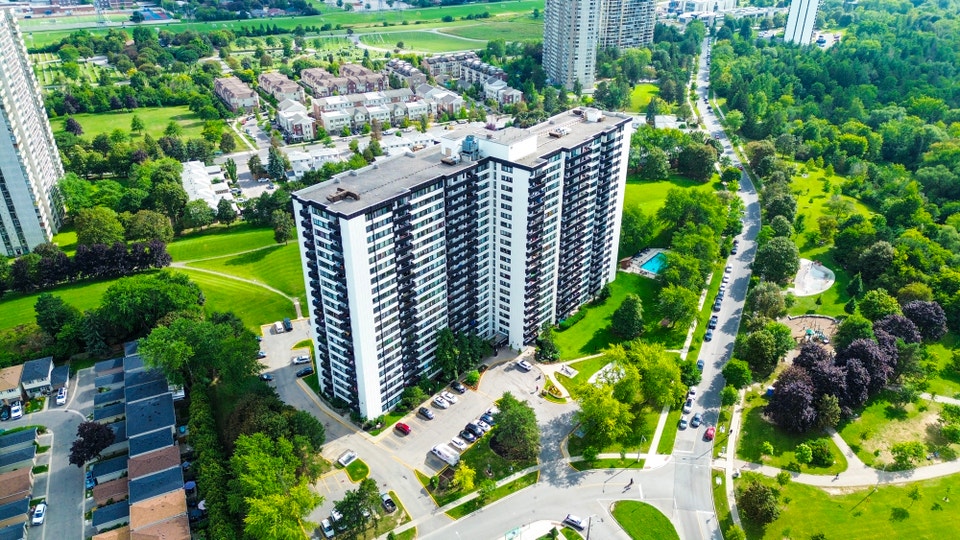 2 Bedroom Apartment for Rent - 300 Antibes Drive 2