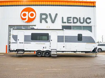 Thank you for considering this vehicle. For detailed information, please contact the dealer. 2027 Wi...