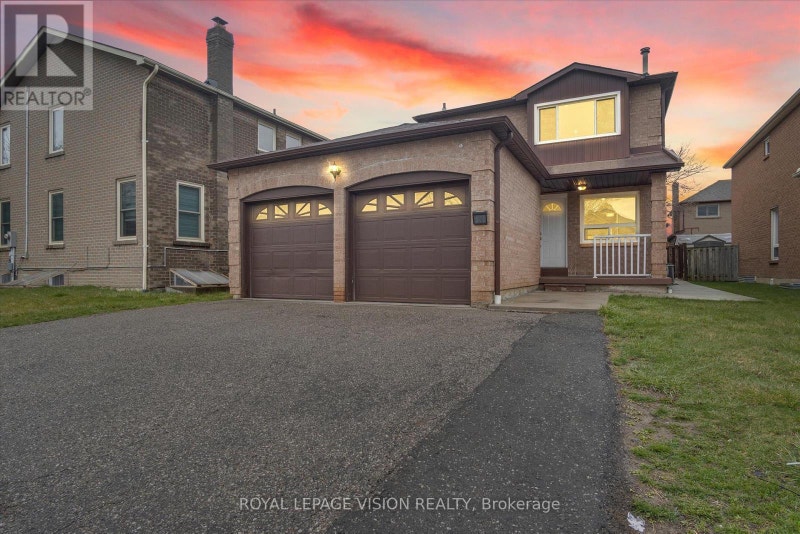 26 RAVENSCROFT RD Ajax, Ontario Houses for Sale Oshawa / Durham