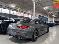 **MONTH-END SPECIAL! ****FORMER DAILY RENTAL** FEATURING : 4MATIC AWD, AMG PACKAGE, SUNROOF, LED HIG... (image 3)