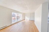 Amenities: Renovated Suites • Quiet Building • Dog Wash Station • Solar Panels Suite & Building: Spa... (image 2)