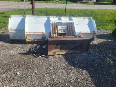 Blizzard 8611SS Skid Steer mounted plow. Extended 11ft wide, 8-1/2ft compact. In good working order....