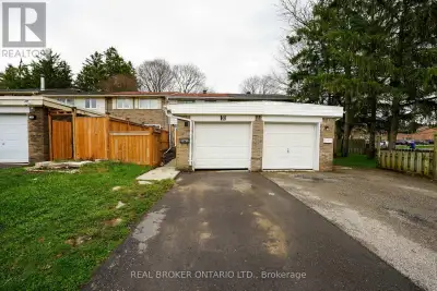 Beautiful 2-Storey Townhome Available For Lease In A Family-Friendly Neighborhood Of Kitchener. This...