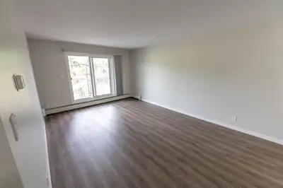 Midtowne Apartments, located at 2033 Bowser Avenue, features clean and attractive one- and two-bedro...