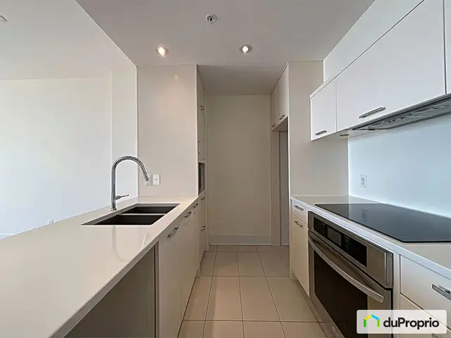 $617,000 - Condominium in Ville-Marie (downtown, old Mtl)62863774055809124