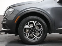 One owner just trade and fully KIA Certified this Sportage LX features a complete power convenience... (image 3)