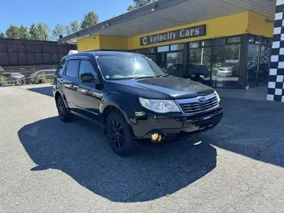 2009 Subaru Forester 2.0 XS 4WD This is a fresh import from Japan with no previous owners in Canada....