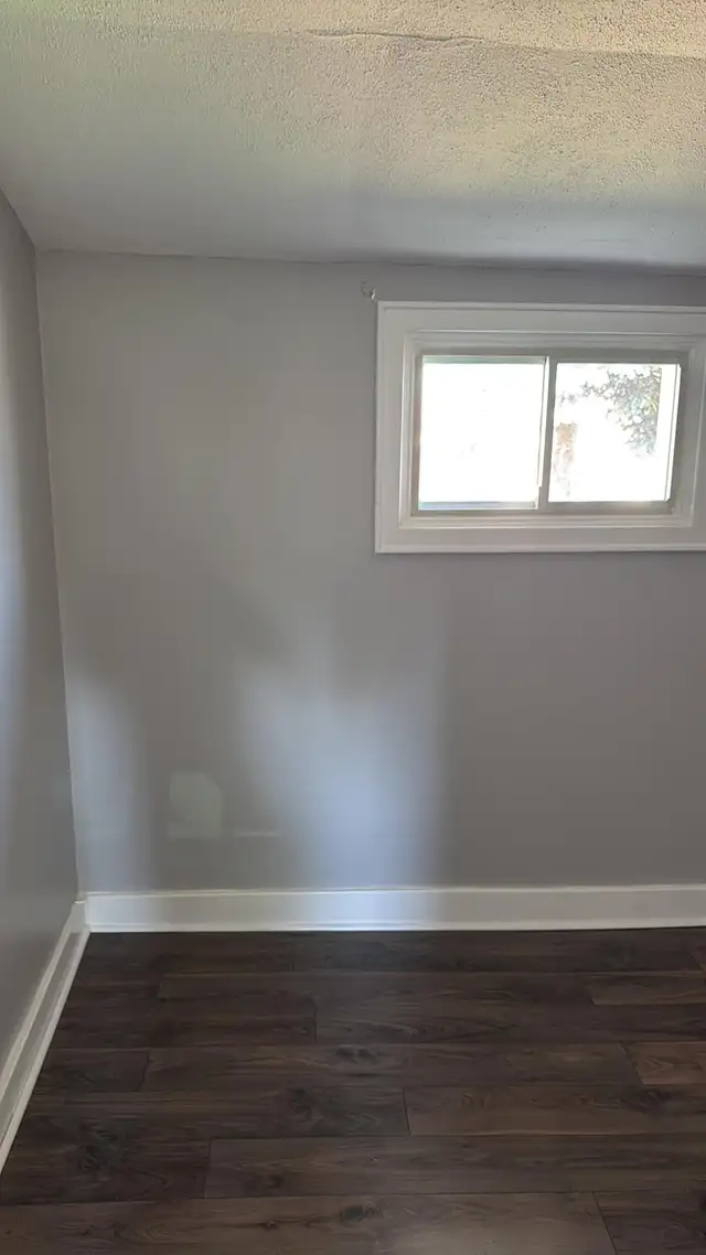 2-Bed Single Family Home in Sault Ste. Marie | In-Unit Laundry & in Long Term Rentals in Sault Ste. Marie - Image 12