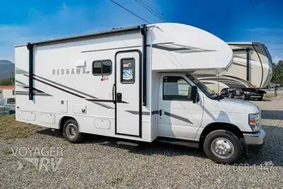 Located in Winfield, BC Call or Text 250-766-4607 Voyager RV Centre 1-800-668-1447 2026 Coach / 2026...