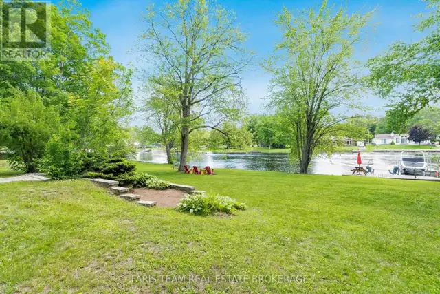 1037 ROCKCASTLE ROAD Gravenhurst (Morrison), Ontario in Houses for Sale in Muskoka - Image 35