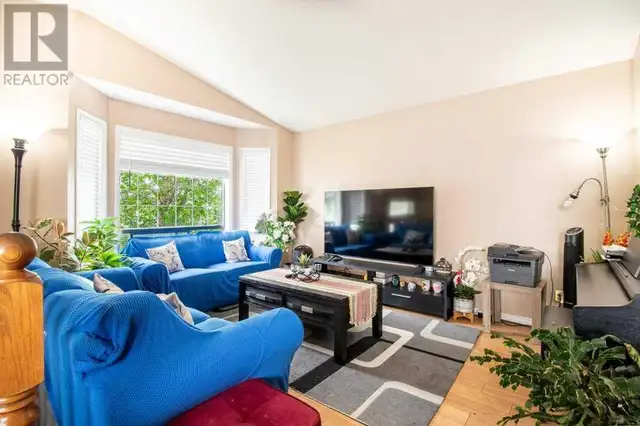 126 Martin Crossing Manor NE Calgary, Alberta62864759300227121