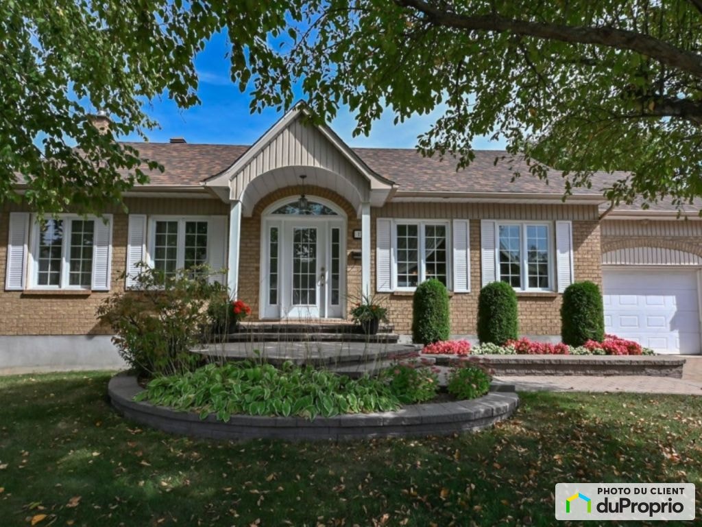 $635,000 - Bungalow for sale in St-Jérôme (Lafontaine) — photo 1