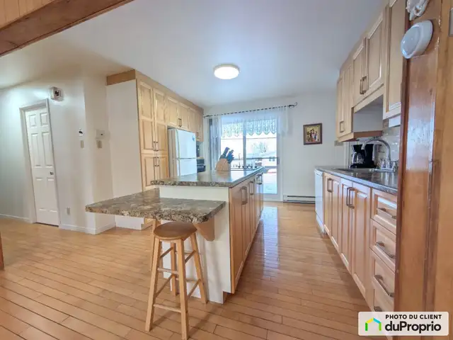 $345,000 - Bungalow for sale in Chicoutimi (Chicoutimi) in Houses for Sale in Saguenay - Image 4