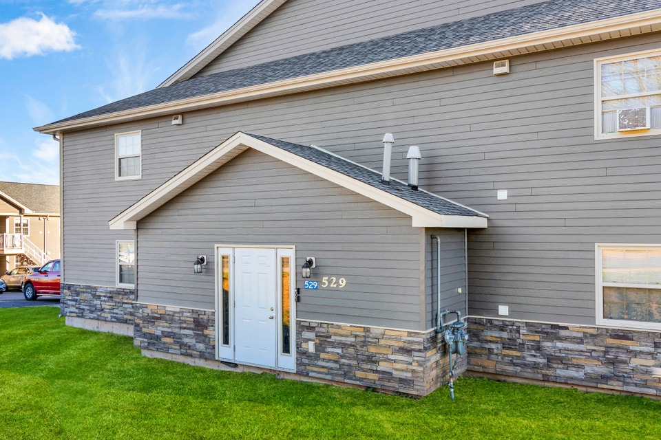 Findlay Estates 529 Whitepine Riverview Long Term Rentals Moncton