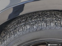 * All-Wheel Drive (AWD) with Drive/Terrain Mode Select * 20-inch machined-finish black alloy wheels... (image 9)