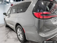 This Chrysler Pacifica boasts a Regular Unleaded V-6 3.6 L/220 engine powering this Automatic transm... (image 3)