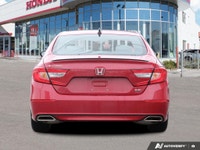 This used 2021 Honda Accord Sedan SE CVT at Castle Honda in Etobicoke delivers the comfort, space, a... (image 4)