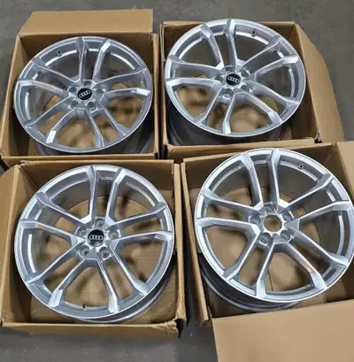 Rims Size FRONT Size: 8.5 x 19 Bolt Pattern: 5x112 Offset: 42mm Bore: 57.1mm REAR Size: 10.5 x 19 Bo...