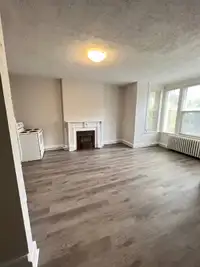 2 Bedroom/Bathroom Apt.-Downtown London-Avail. May 15th, $1699