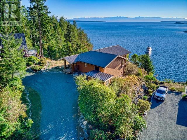 2-10289 FINN BAY RD Powell River, British Columbia in Houses for Sale in Powell River District