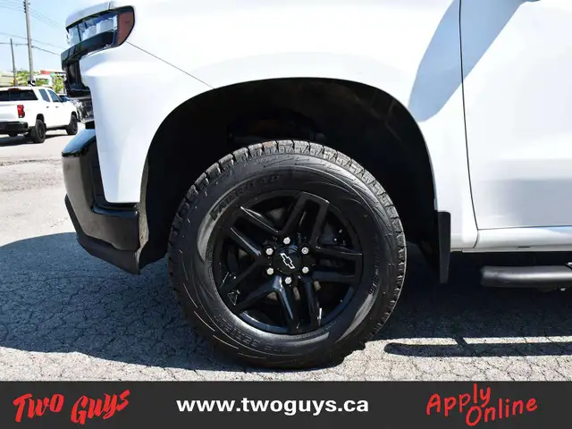 2022 Chevrolet Silverado 1500 2LT Trail Boss Z71 | 5.3L Crew | L in Cars & Trucks in St. Catharines - Image 11