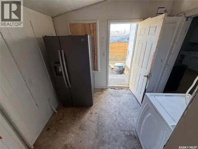 121 1st AVENUE W Shaunavon, Saskatchewan in Houses for Sale in Swift Current - Image 33